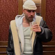 Justin Bieber threatens to put Apple employees in ‘rear-naked choke hold’ over iPhone function mishap