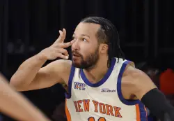 Knicks get revenge against Magic after Franz Wagner goes down with early injury