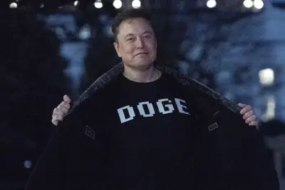 Elon Musk pledges return to ‘24/7’ work at his firms after widespread X outage