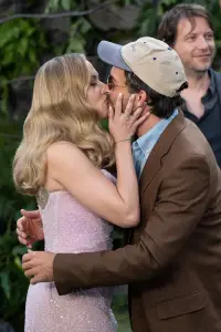 Jonathan Bailey defends kissing married Scarlett Johansson at ‘Jurassic World Rebirth’ premieres