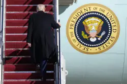 Qatar Reportedly Offers Trump a New Plane Amid Boeing Delays to Replace Aging Air Force One