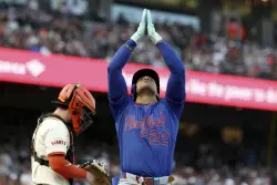 Mets’ offensive statement leads comeback to sweep Giants for seventh straight win
