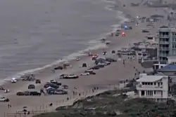 Honeymoon ends in tragedy as lightning strike claims newlywed’s life on Florida beach