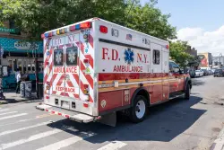 Stabbing suspect on the loose after man attacked in NYC subway station