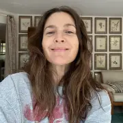 Drew Barrymore glows in makeup-free selfie: ‘B-Side of life’