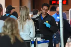 New TSA policy charges passengers $18 that don’t have acceptable IDs at checkpoints
