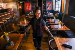 Cooking for her 5 kids led this Oakland restaurateur to launch a ‘hidden gem’ soul food spot