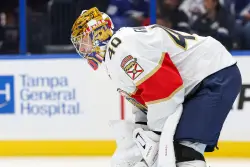FanDuel promo code: Bet $5, get $300 in bonus bets if your bet wins for Blackhawks vs. Panthers